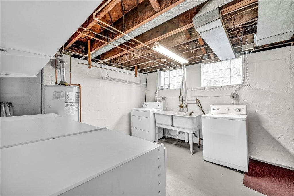 616 Rossmore Ave - Photo 22
