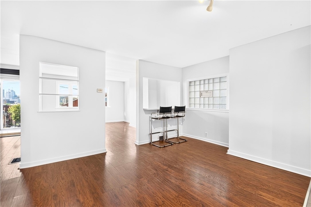 204 E Jefferson St - Photo 7