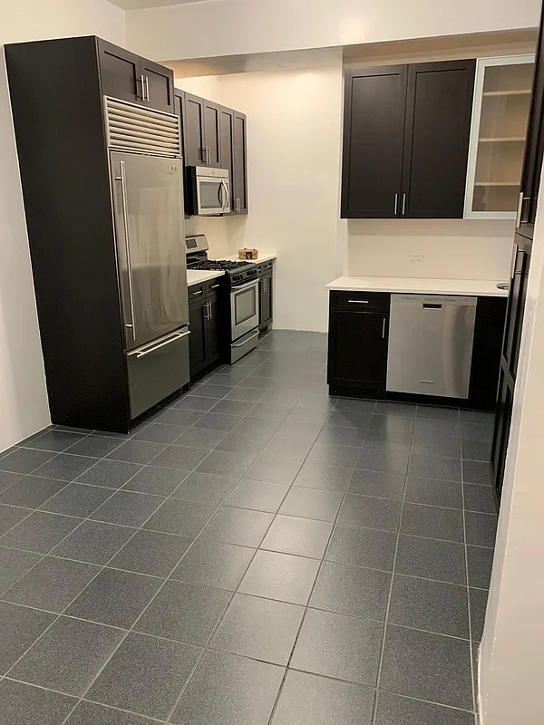 220 West 98th Street - Photo 5