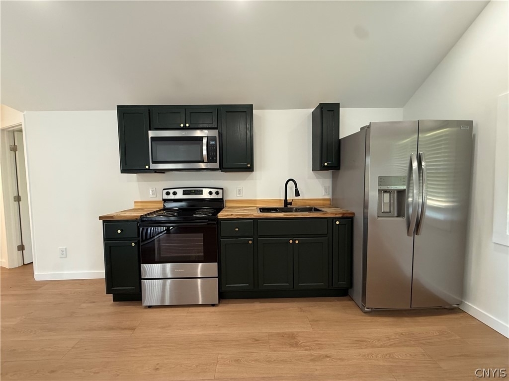 7409 Collamer Road - Photo 4