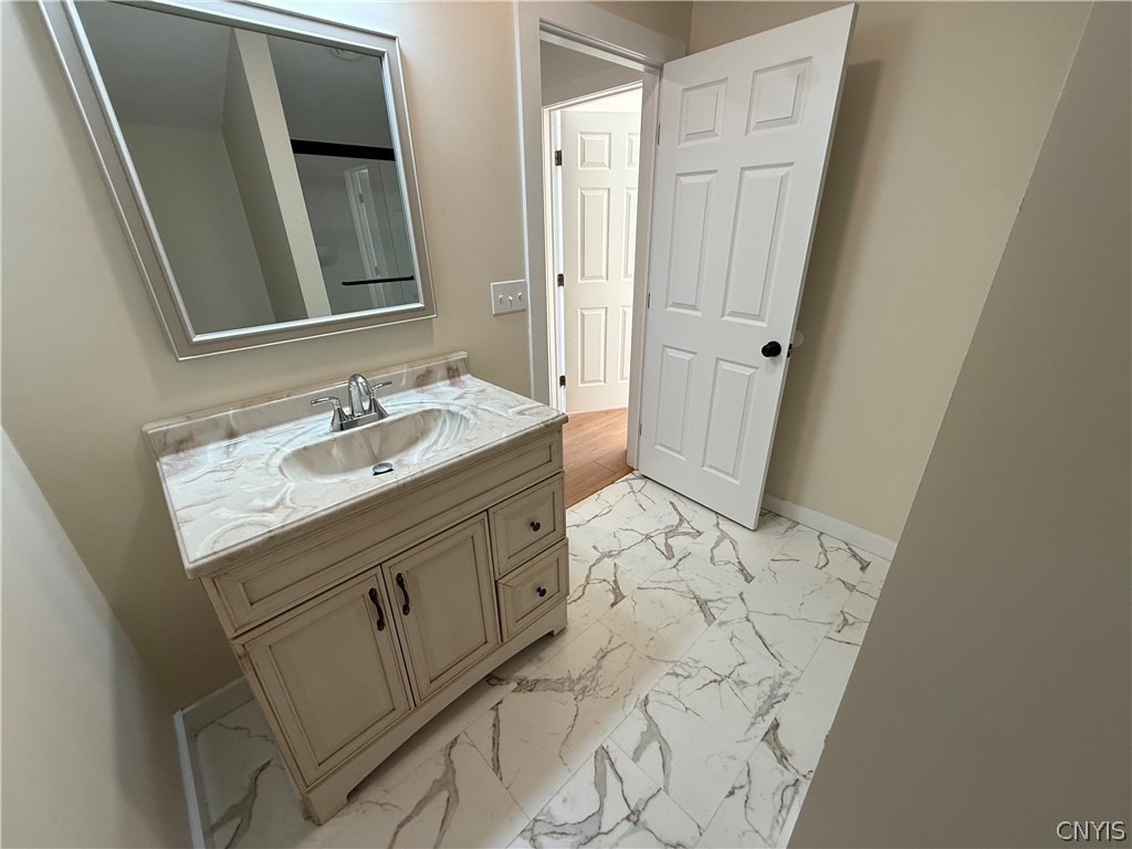 7409 Collamer Road - Photo 16