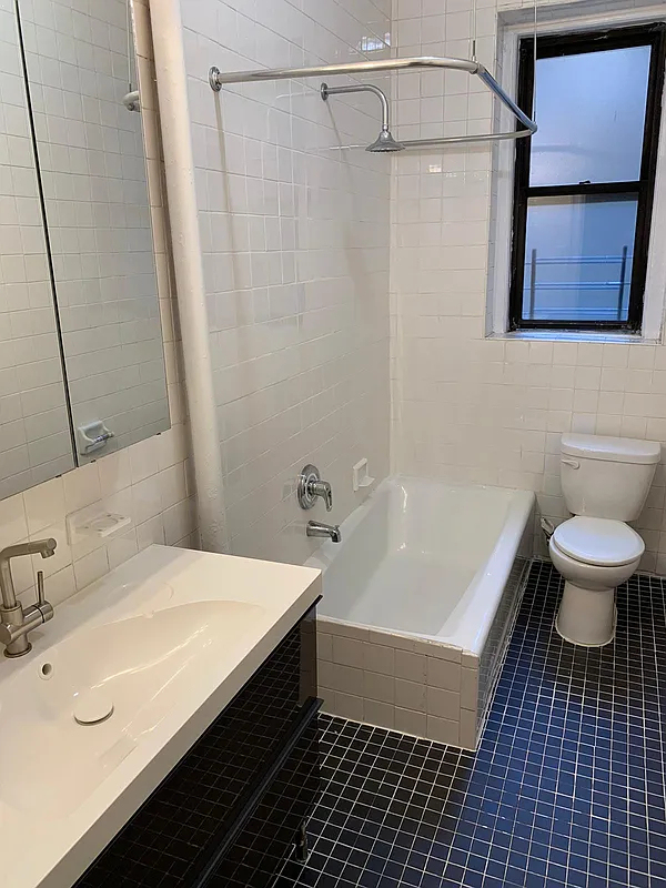 220 West 98th Street - Photo 6