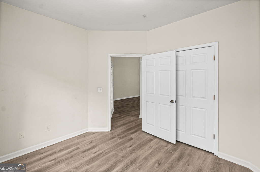 8806 Fairview Bluff Road - Photo 15
