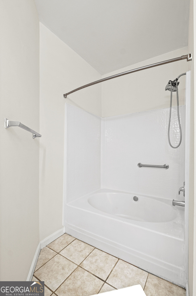 8806 Fairview Bluff Road - Photo 12