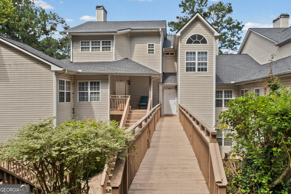 8806 Fairview Bluff Road - Photo 0