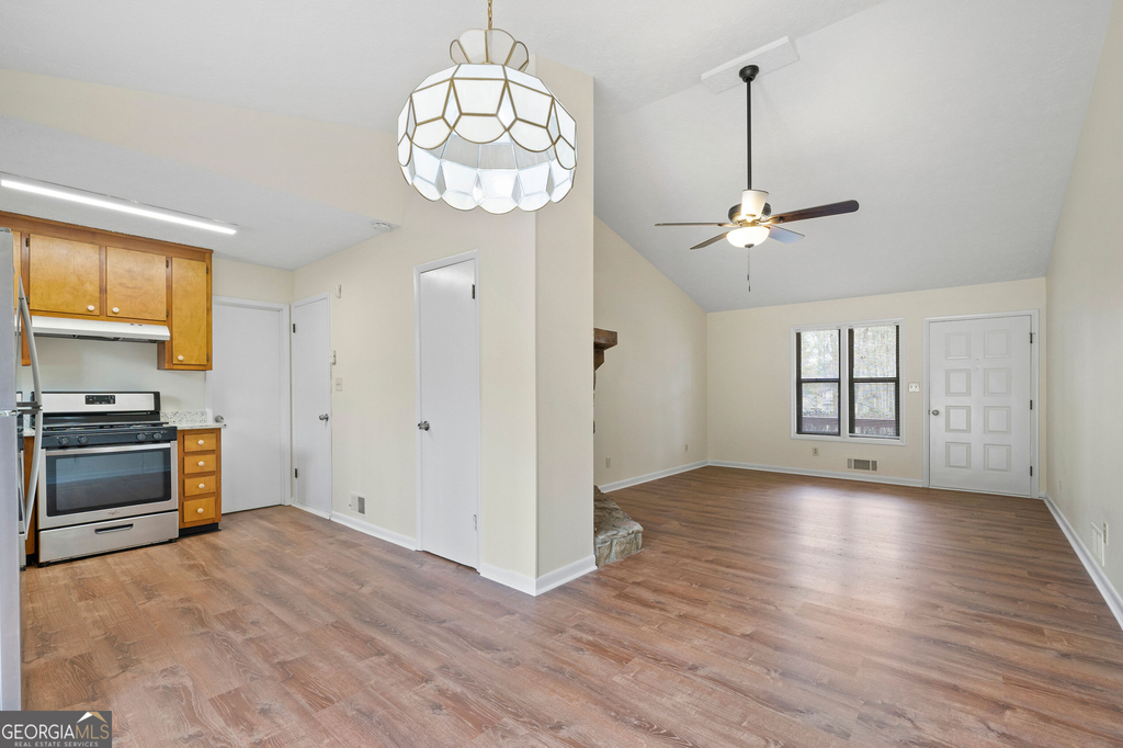 1358 Hardy Circle - Photo 7