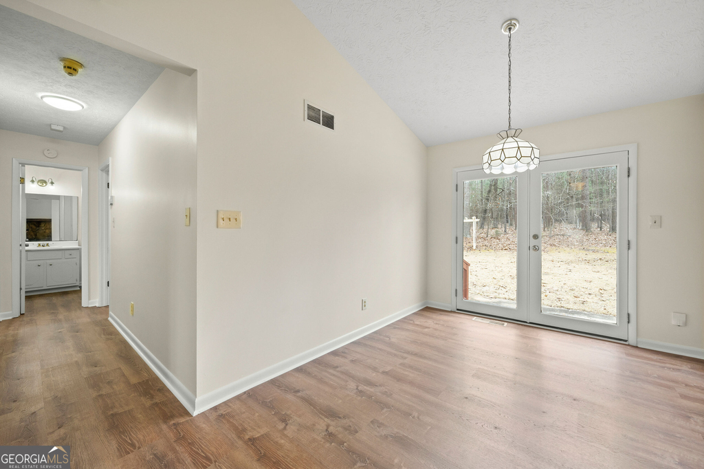 1358 Hardy Circle - Photo 6