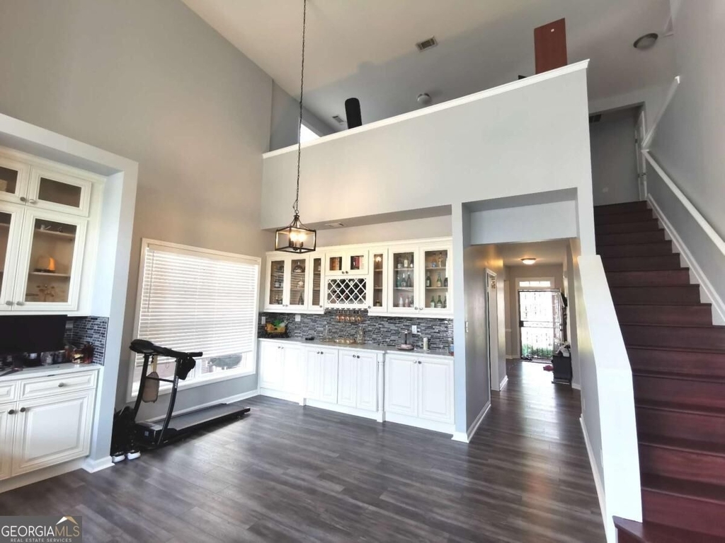 1913 Executive Drive - Photo 19