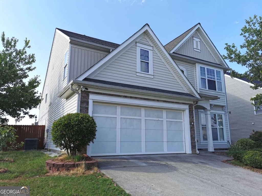 1913 Executive Drive - Photo 1