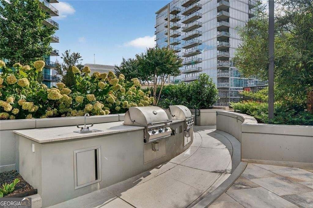 1080 Peachtree Street Ne - Photo 33