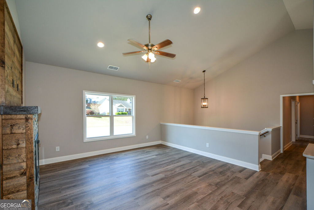 1812 Jessica Way - Photo 4