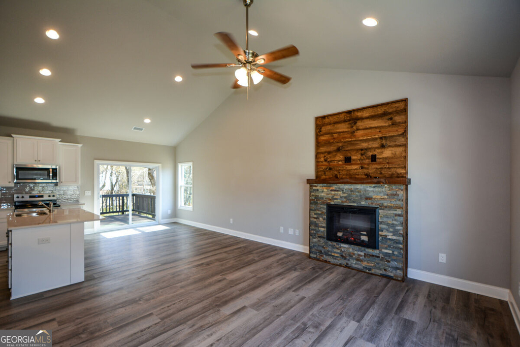 1812 Jessica Way - Photo 6