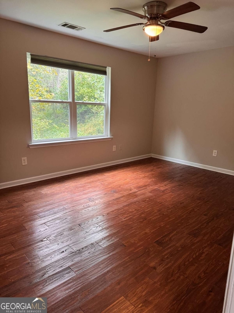 3048 Woodham Way Se - Photo 9