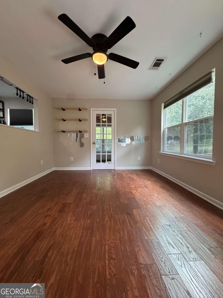 3048 Woodham Way Se - Photo 4