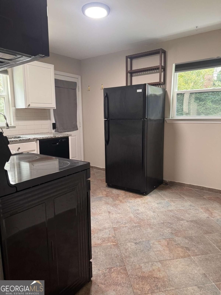 3048 Woodham Way Se - Photo 6