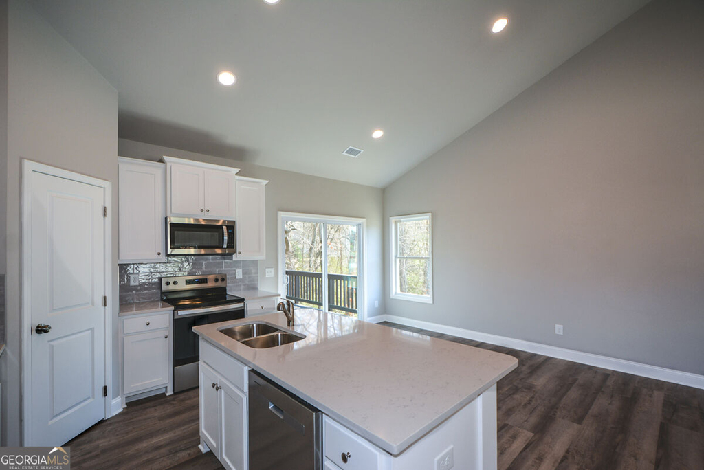 1816 Jessica Way - Photo 12