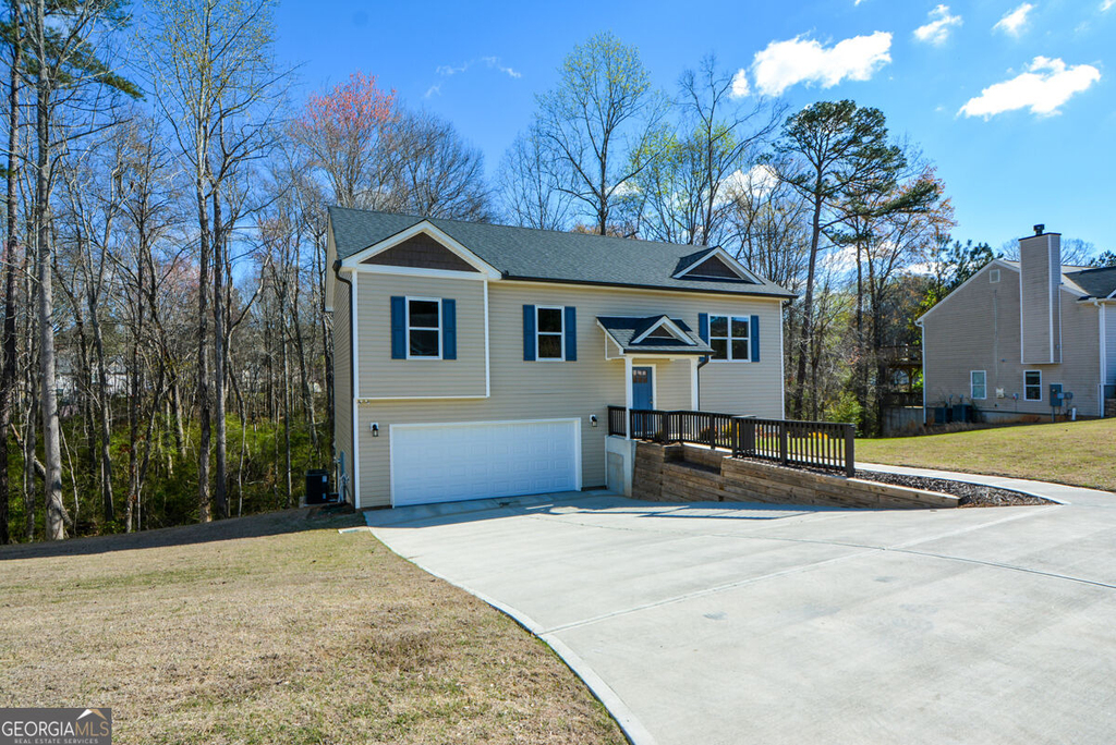 1816 Jessica Way - Photo 2