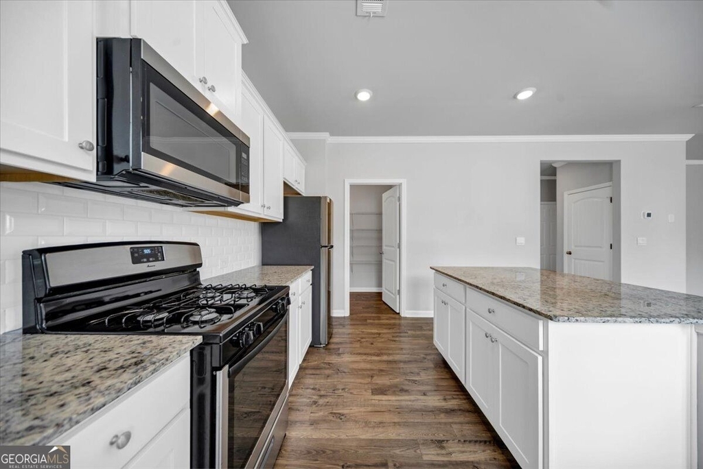 167 Fernbrook Trail - Photo 18