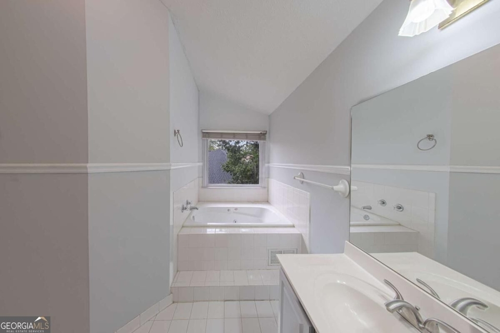 722 Thornapple Trail - Photo 7