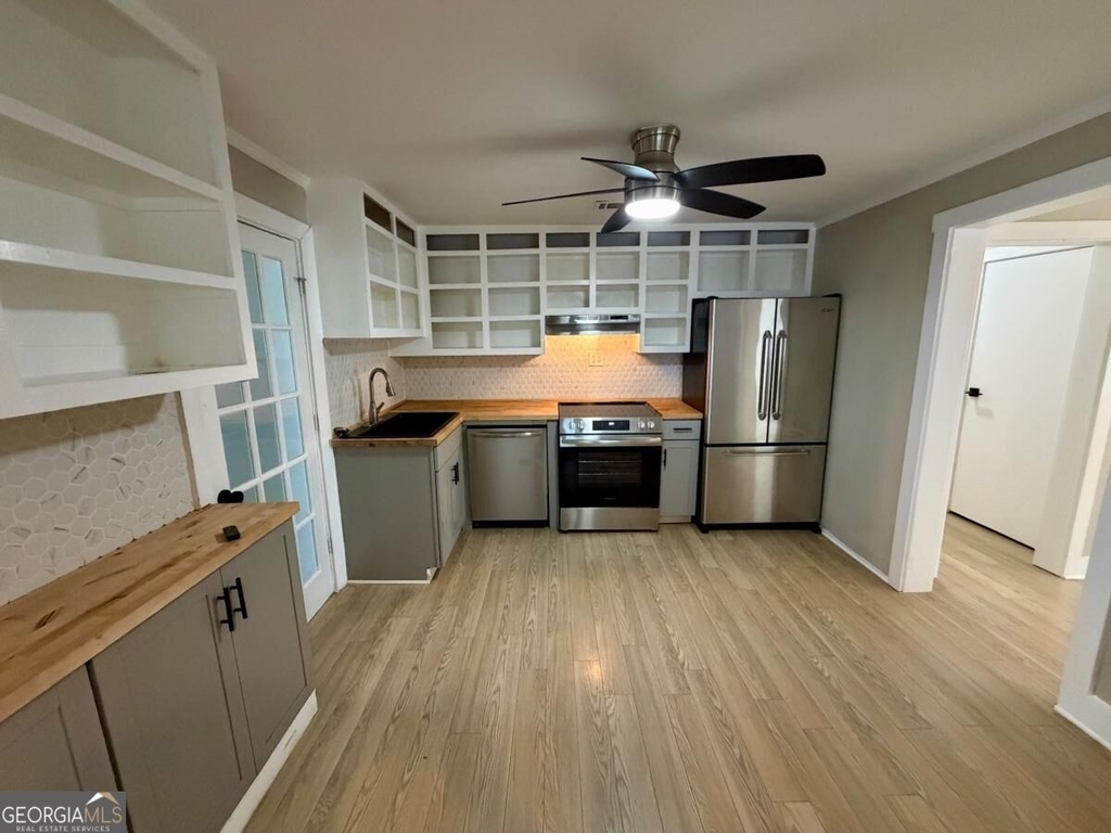 4096 Adrian Street - Photo 4