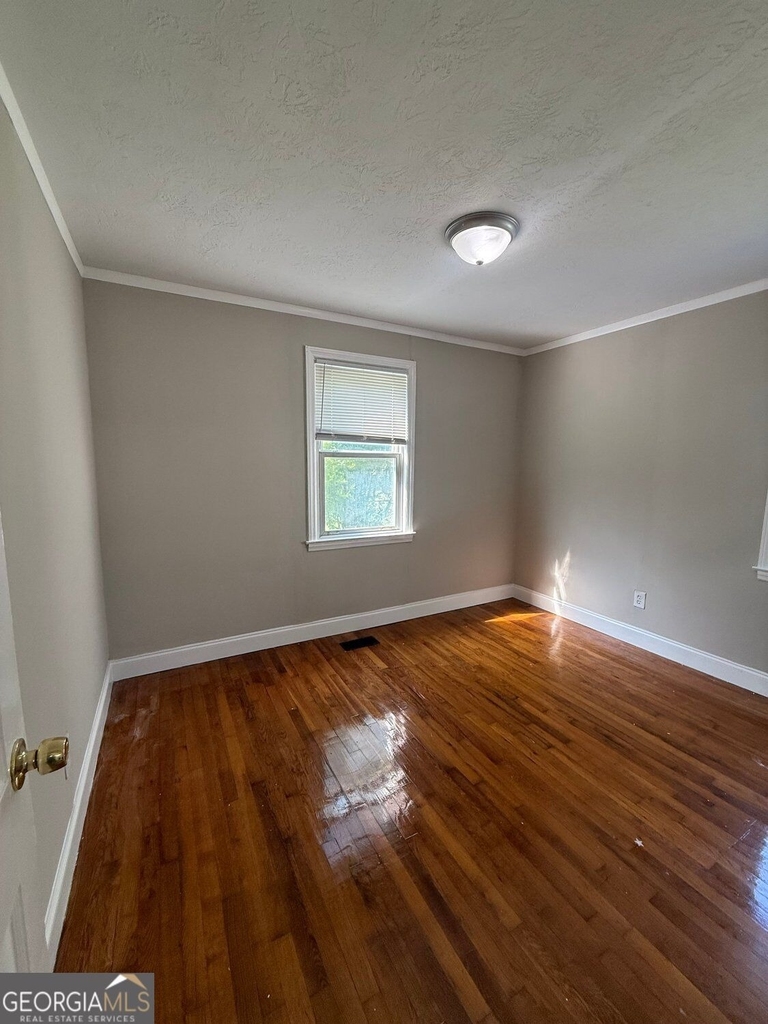 1941 Harrison Road - Photo 10