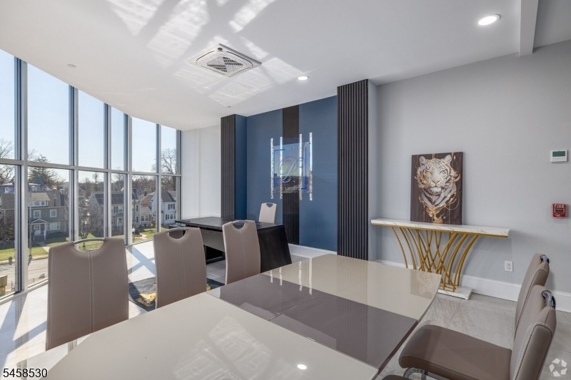 208 W 7th St - Photo 14