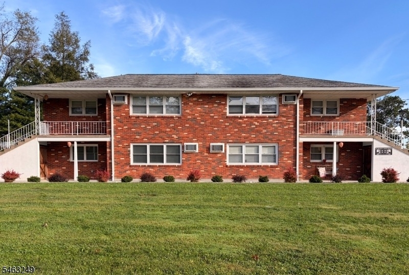 285 Stamets Rd - Photo 0