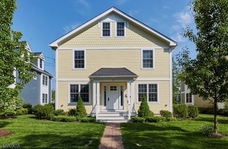 75 Central Ave - Photo 0