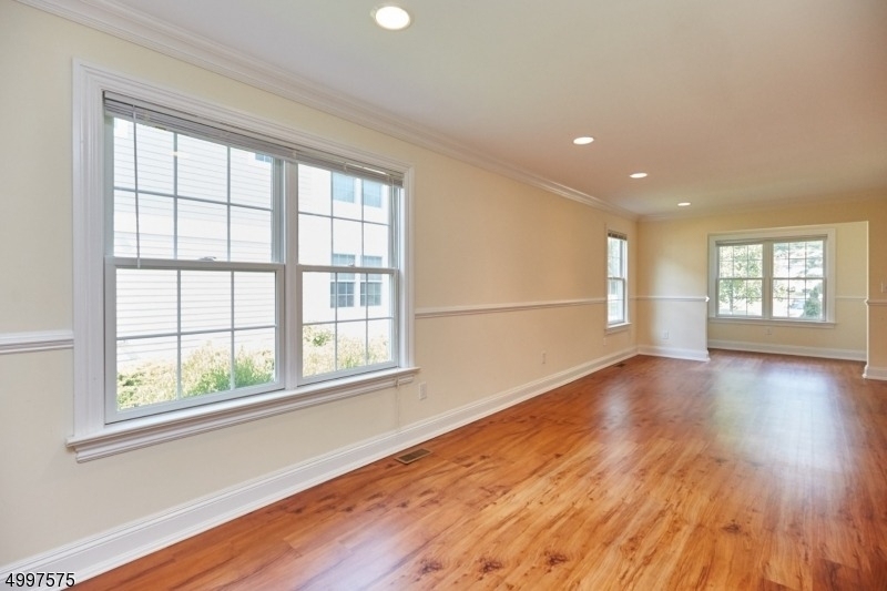 75 Central Ave - Photo 2