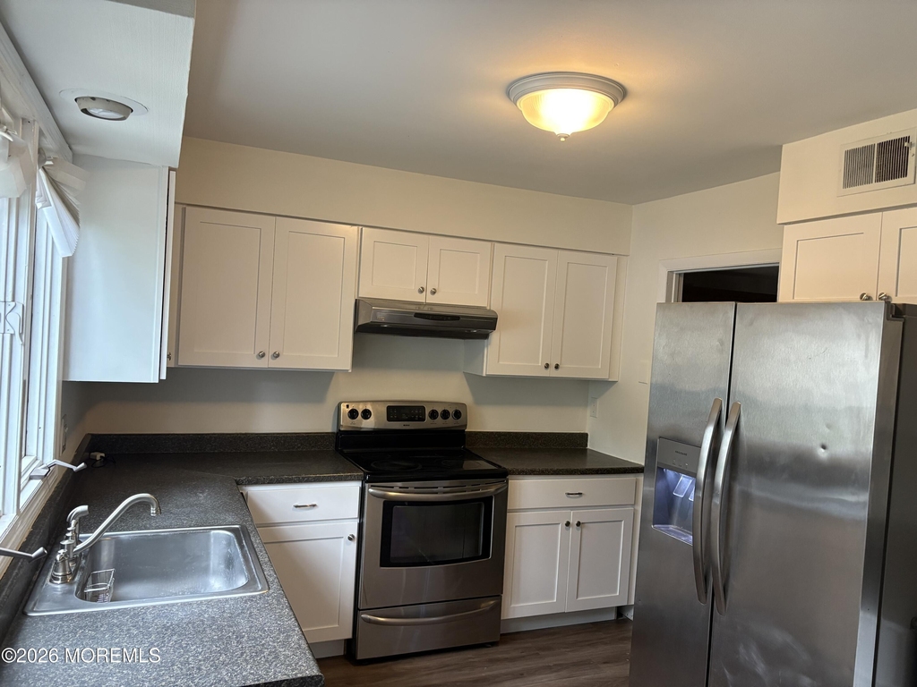 306 Cutty Court - Photo 2