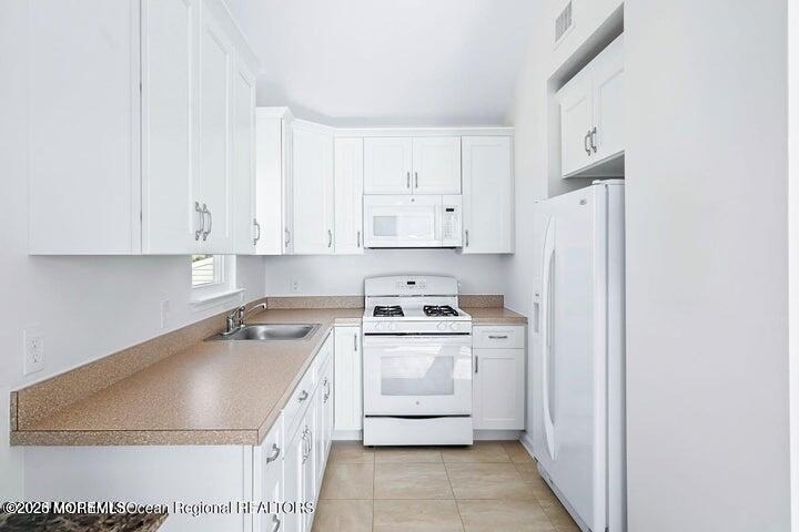 109 W Pompano Way - Photo 5