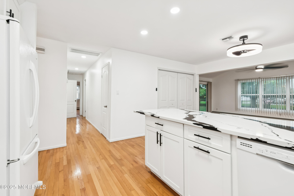 112 Barbuda Street - Photo 6