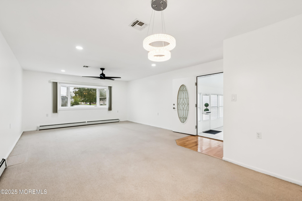 112 Barbuda Street - Photo 2
