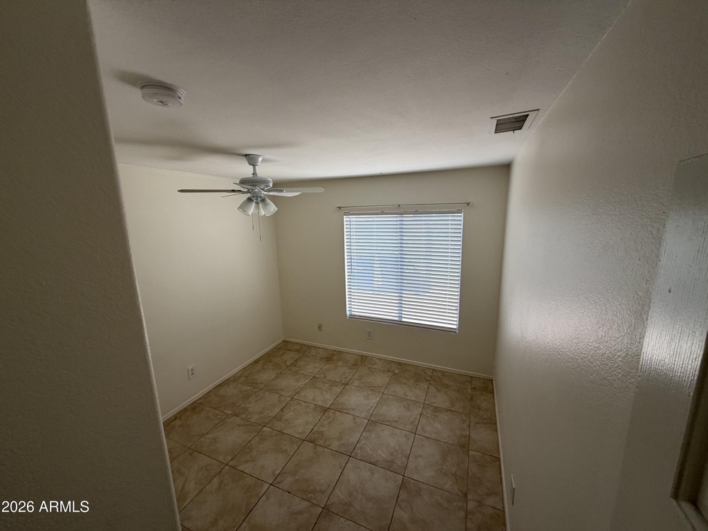 1378 E Cullumber Street - Photo 9