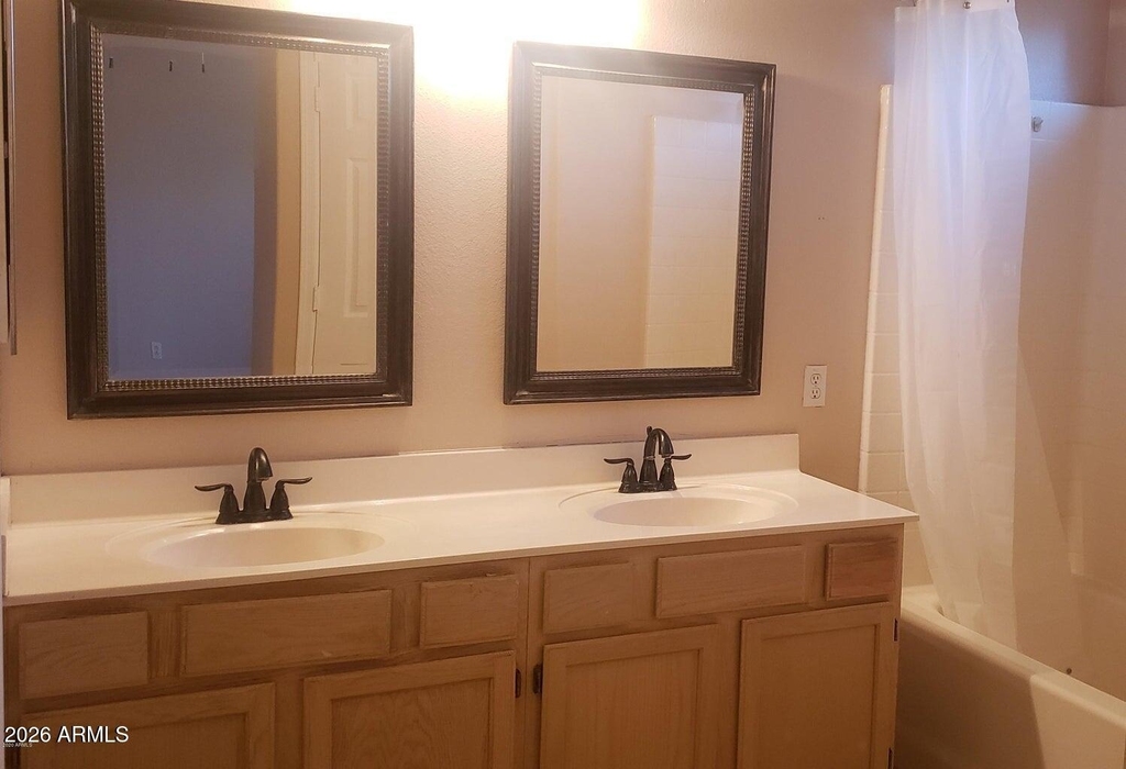 1343 E Angela Drive - Photo 5
