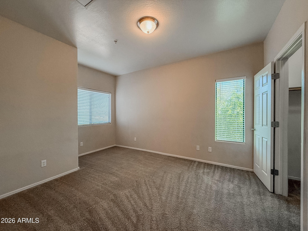 21655 N 36th Avenue - Photo 11