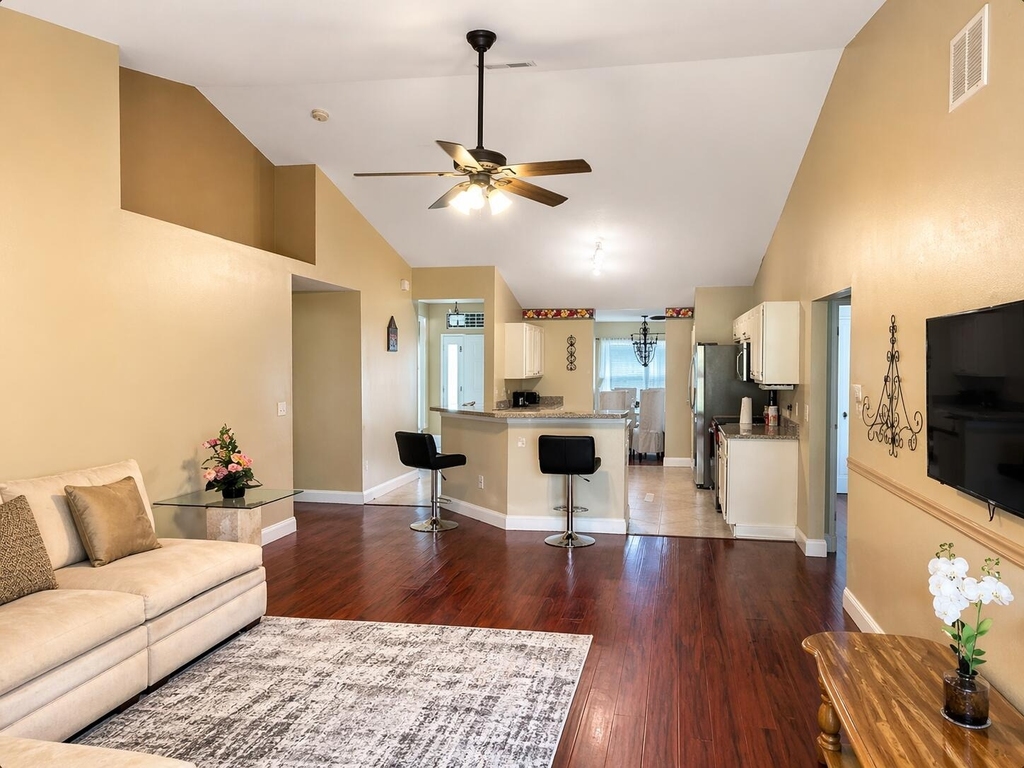 2256 Sw Franklin Street - Photo 6
