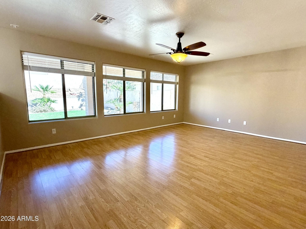 24637 N 65th Avenue - Photo 5