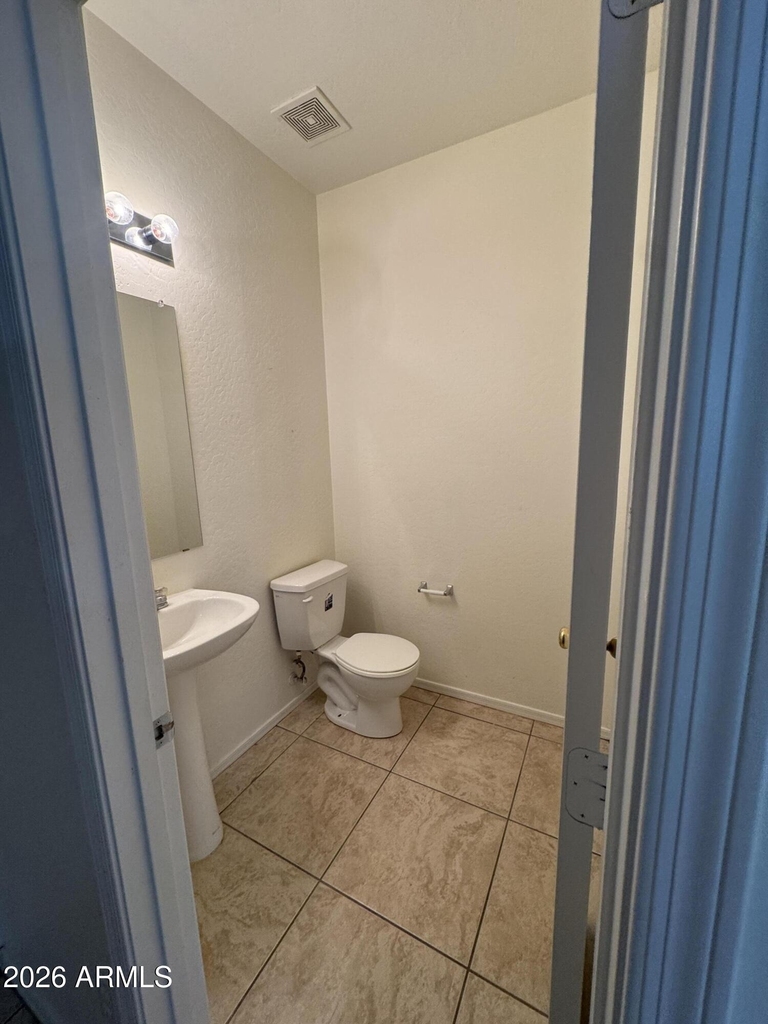 3209 W Saint Catherine Avenue - Photo 12