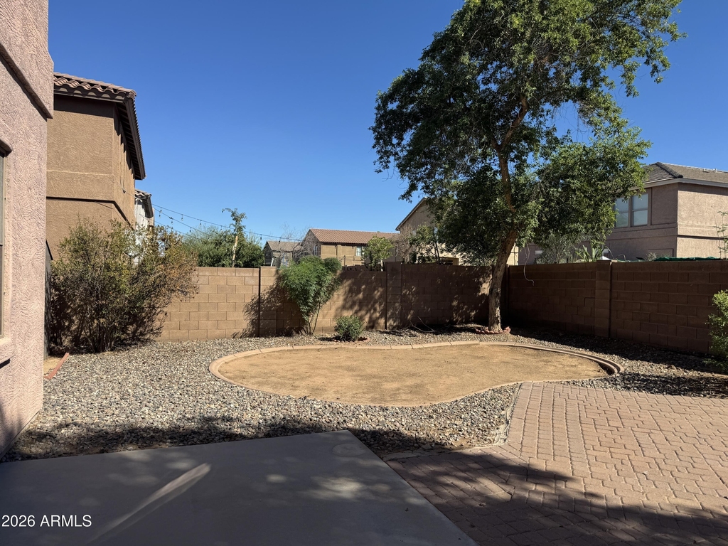 3209 W Saint Catherine Avenue - Photo 21