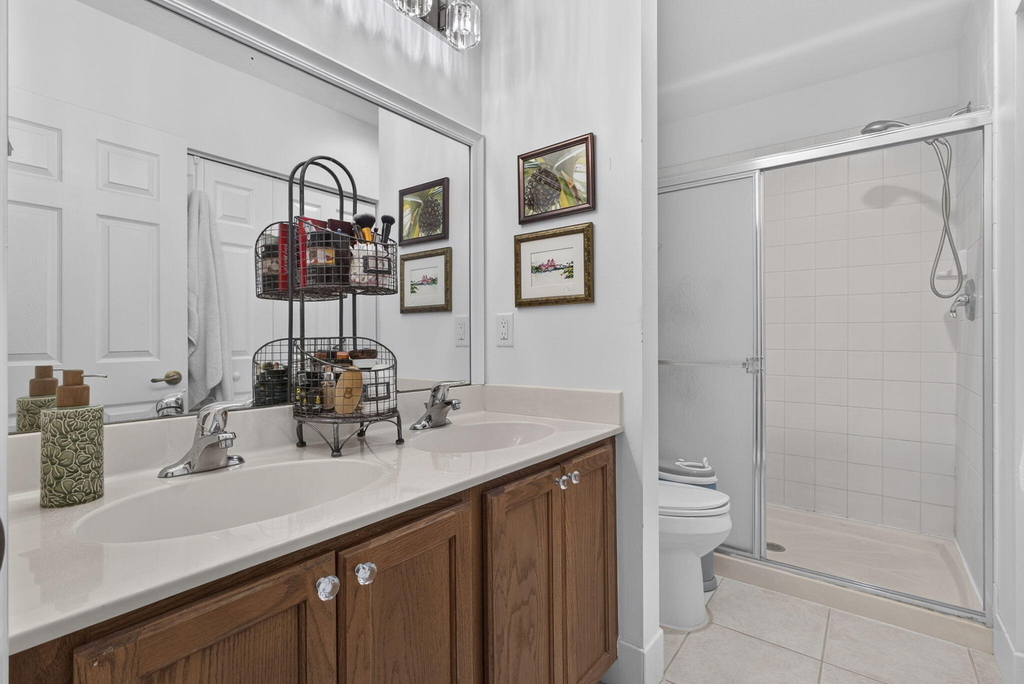 13433 Georgian Court - Photo 17