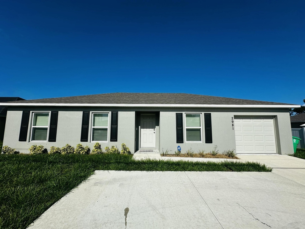 2981 Sw Rosser Boulevard - Photo 0