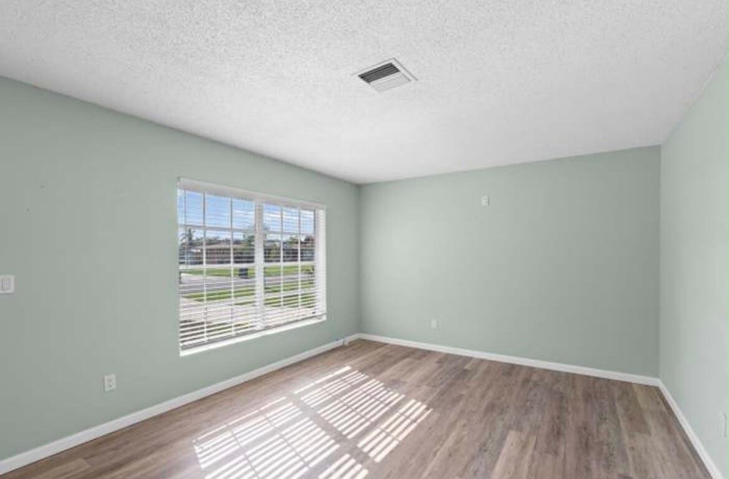 850 Sw Goodrich Street - Photo 8