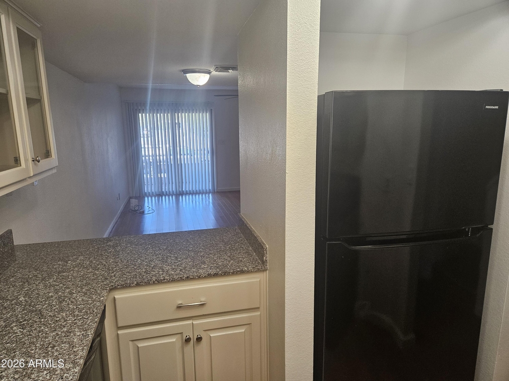 885 N Granite Reef Road - Photo 3