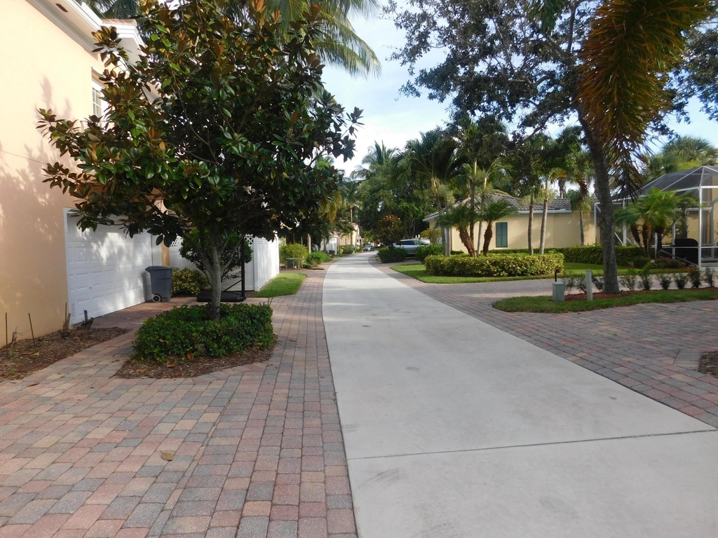 4014 Community Drive - Photo 9
