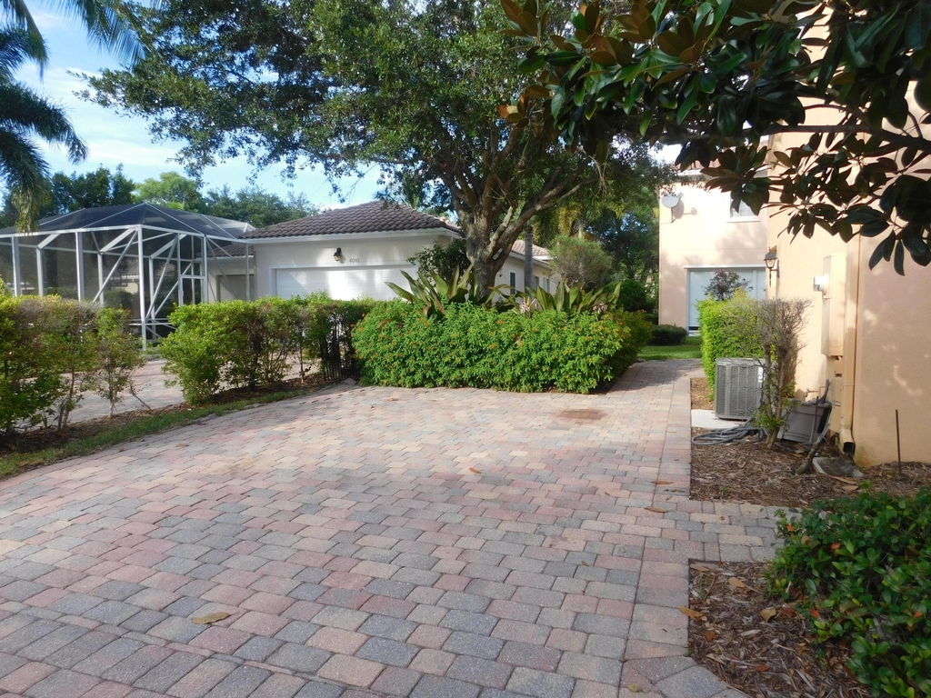 4014 Community Drive - Photo 7