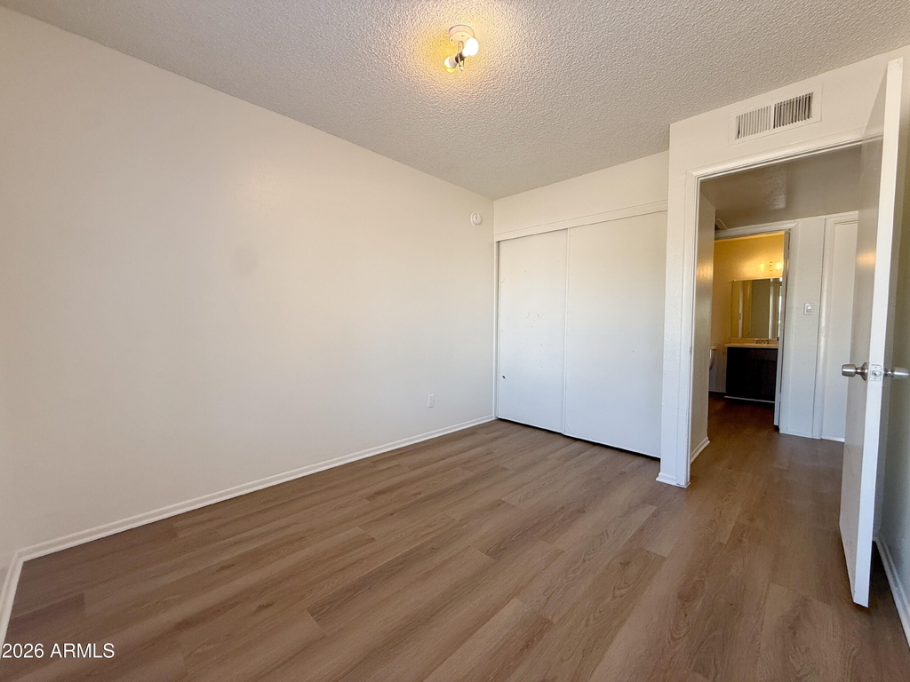 5321 W Sierra Street - Photo 16
