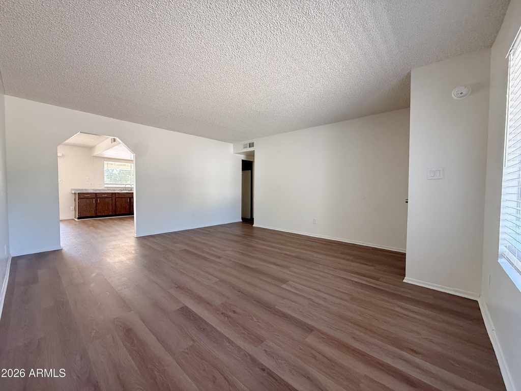 5321 W Sierra Street - Photo 3
