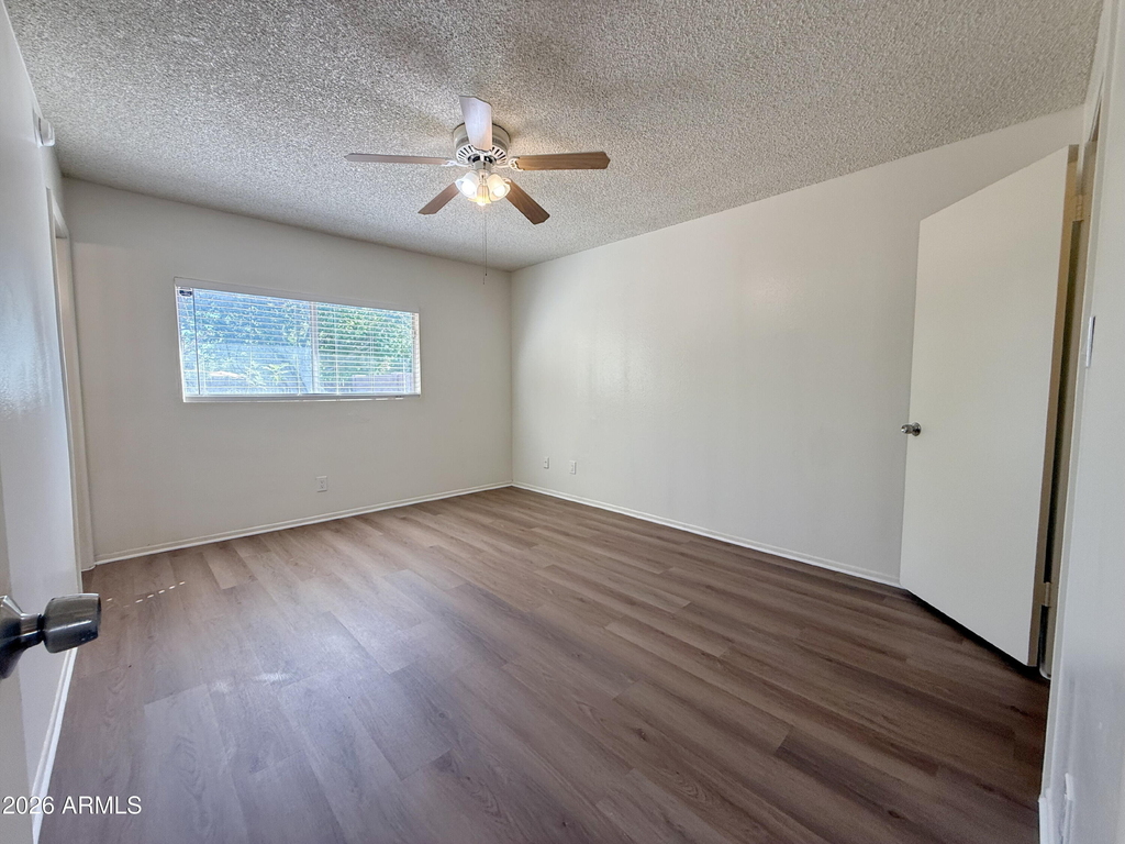 5321 W Sierra Street - Photo 12