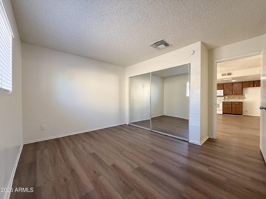 5321 W Sierra Street - Photo 9